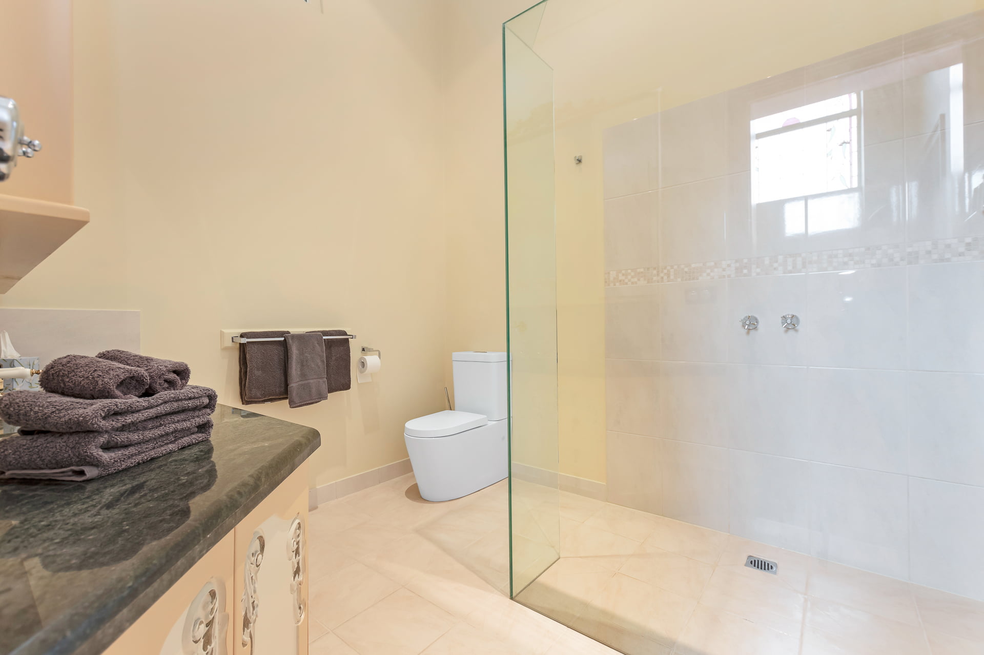 campbell-bathroom