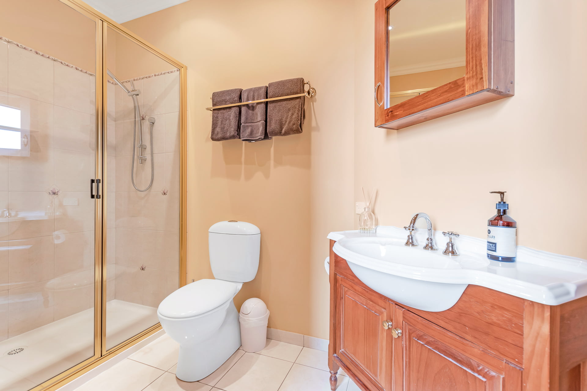 exchange-bathroom