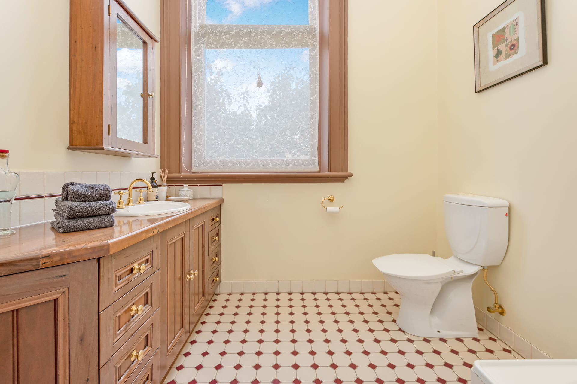 tower-bathroom